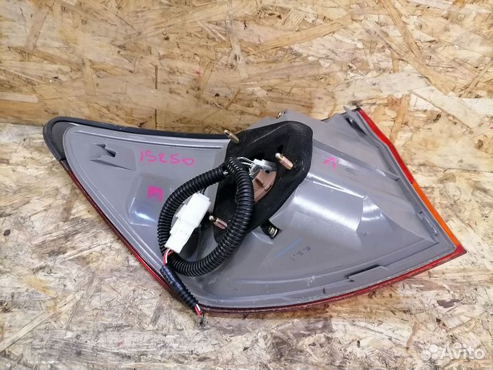 Фонарь правый Lexus IS250 2