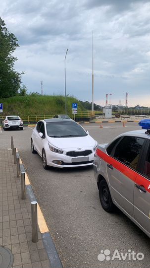 Kia Ceed 1.6 AT, 2012, 187 500 км