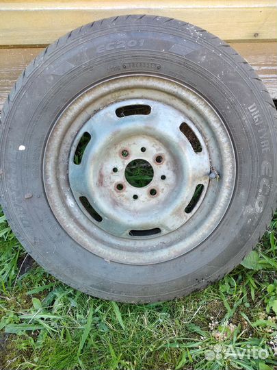 R13 Dunlop Eco EC 201 175/70, PCD 4x98 DIA 472