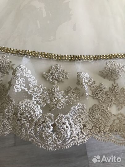 Силиконовая скатерть с кружевом новая