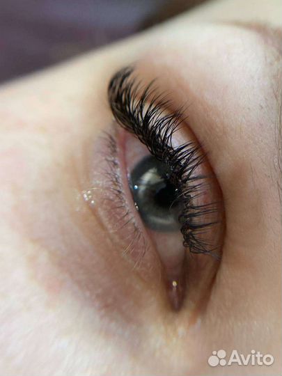Наращивание ресниц на дому