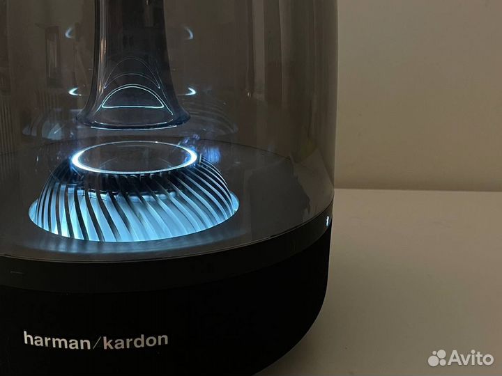 Harman kardon aura studio 2