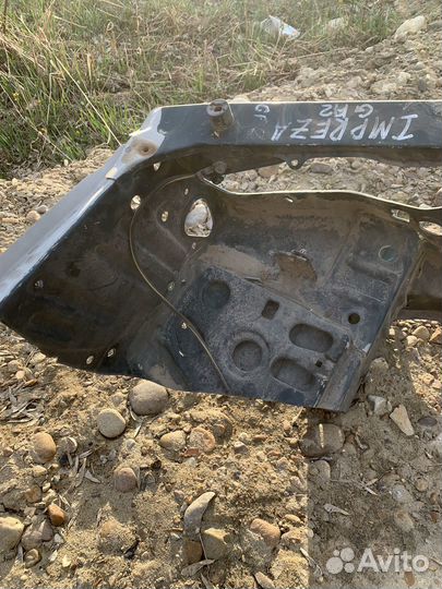 Телевизор на subaru impreza GF2