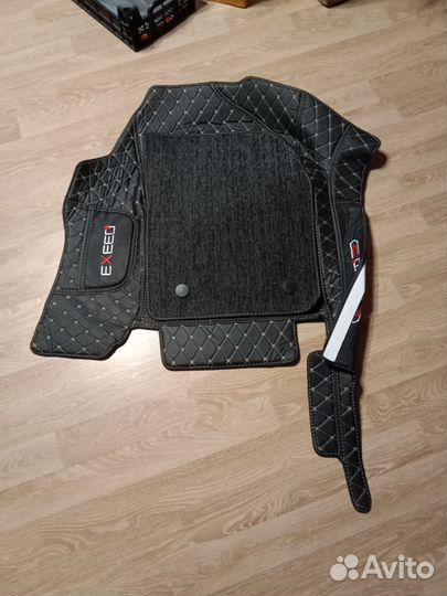 Набор ковриков в салон для автомобиля Exeed