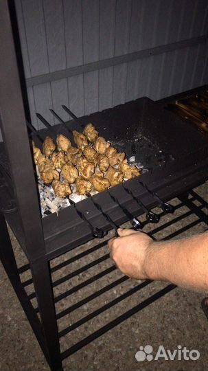 Мангал с крышей