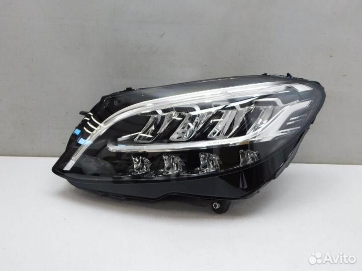 Фара левая Mercedes-Benz C-Class