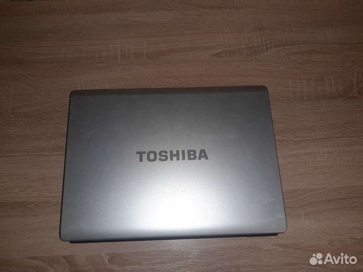 Ноутбук toshiba