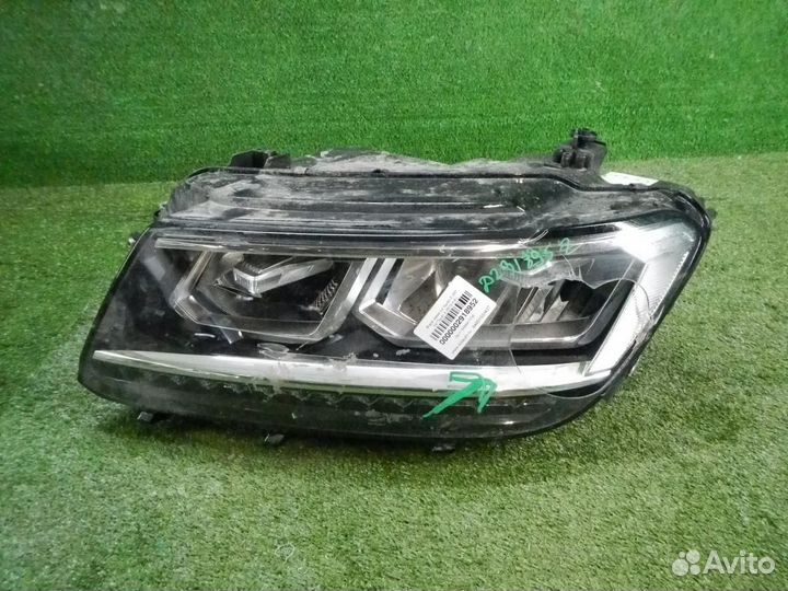 Фара левая Volkswagen Tiguan