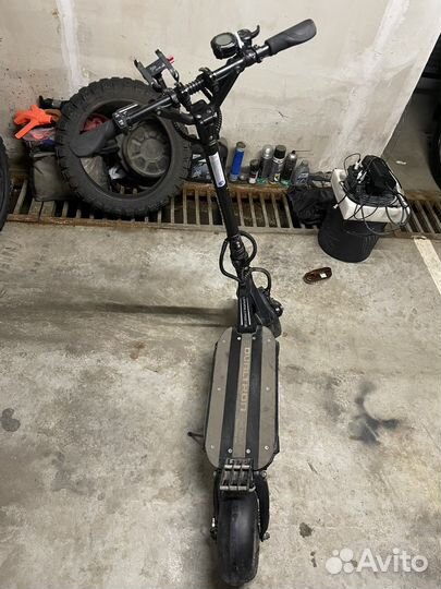 Электросамокат Dualtron Victor