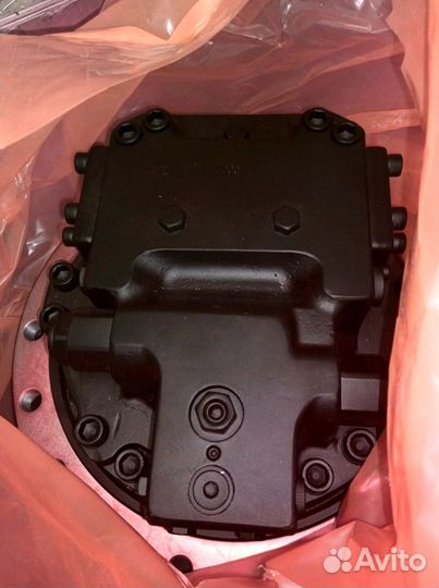 R170W-7 Редуктор Хендай R320-7 с мотором