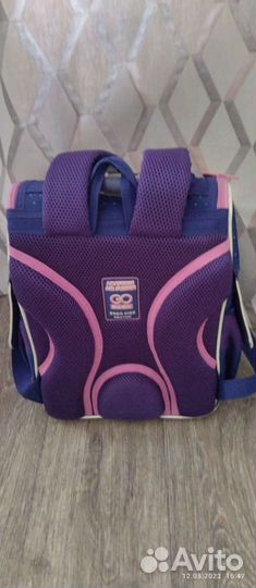 Школьный рюкзак