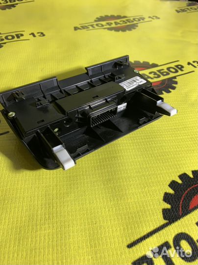 Блок кнопок обогрева Kia Sportage 4 QL