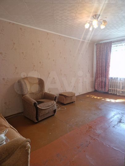 2-к. квартира, 48 м², 3/5 эт.