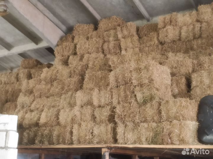 Солома в тюках