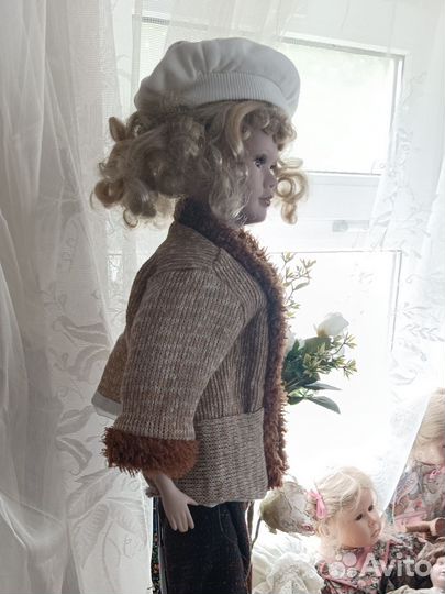 Кукла 55см фарфоровая