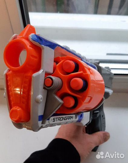 Бластер Nerf Elite Strongarm