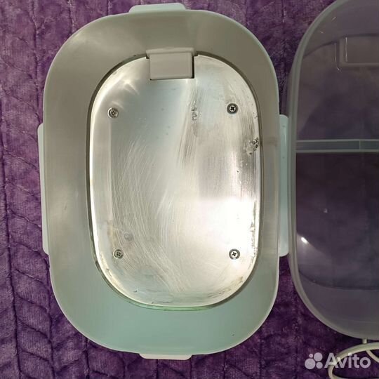 Контейнер для еды с подогревом