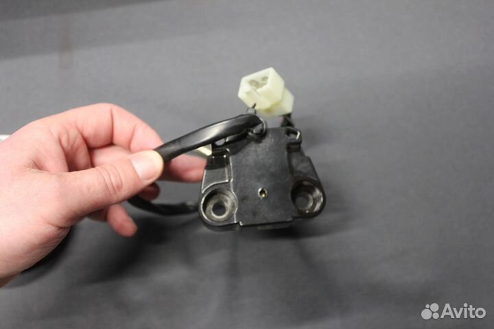 Замок зажигания + крышка бензобака Yamaha xjr 400