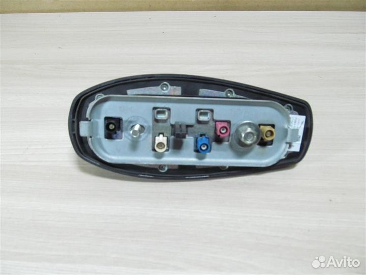 Антенна Jaguar F-pace X761 с 2016