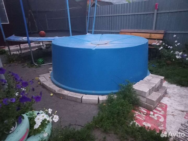 Пластиковый бассейн