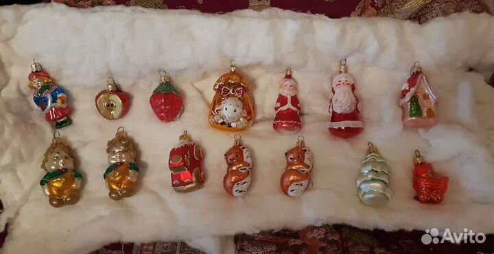Новогодние ёлочные стеклянные игрушки
