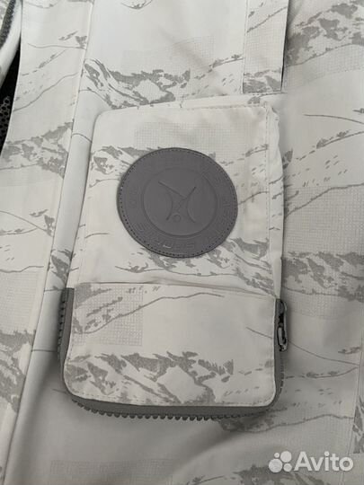 Сноубордический комбинезон женский 42-44-46