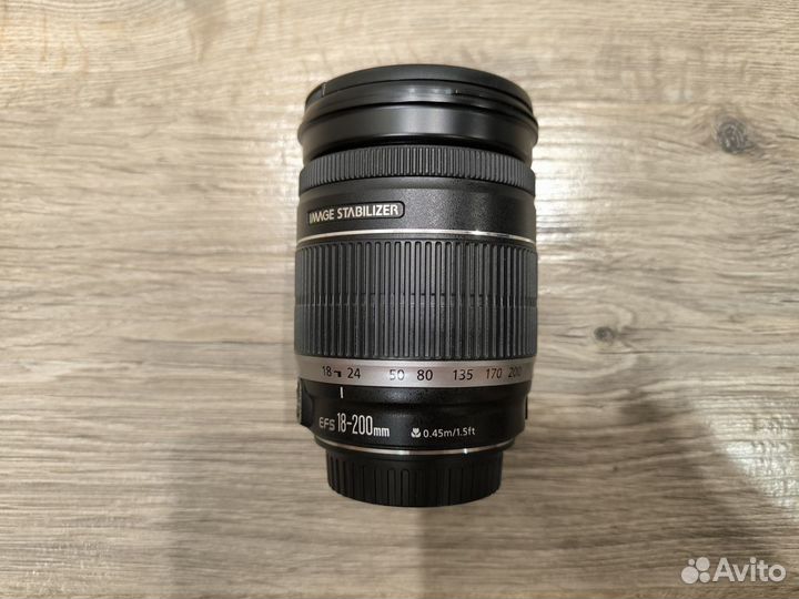 Canon 18-200mm IS EF-S