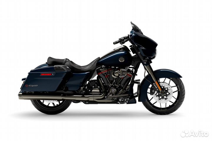 2022 CVO Street Glide Blue Steel