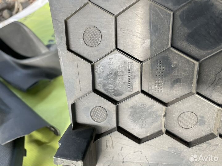 Пластик салона Volkswagen polo