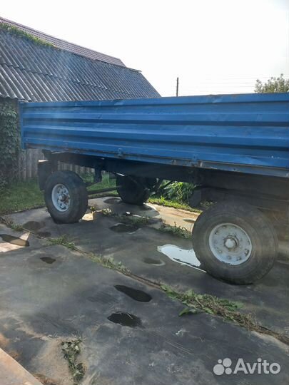 Прицеп тракторный 2ПТС-4 8876, 2011