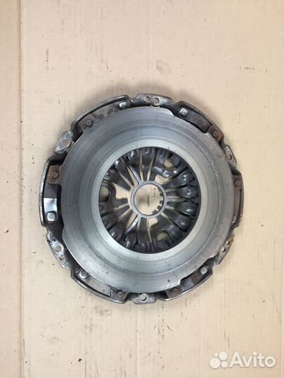 Корзина сцепления Хендай Гранд Старекс 09год