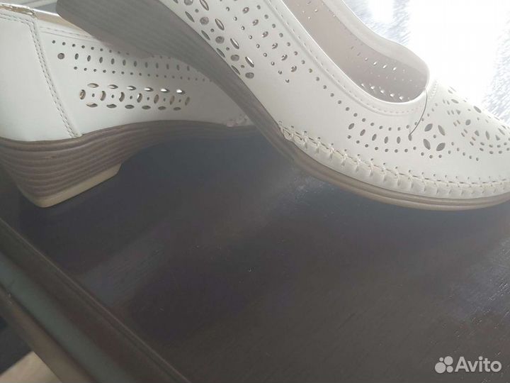 Туфли женские 38 размер новые