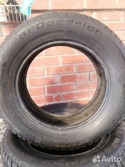 Bfgoodrich G-Force Stud 215/65 R16