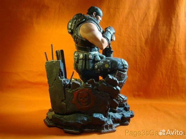 Gears of War Epic - Маркус Феникс (статуэтка)