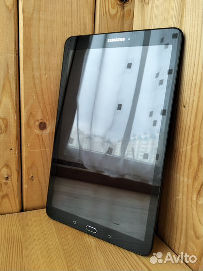 Планшет Samsung Galaxy Tab E 9.6 SM-T560N 8Gb
