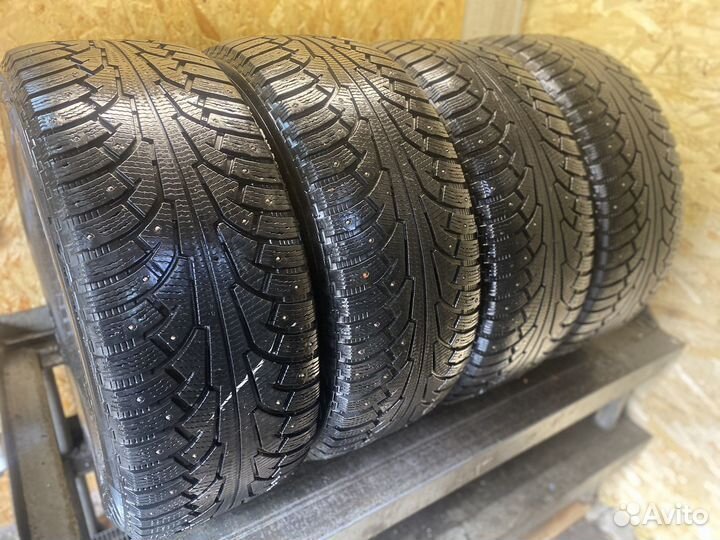 Nokian Tyres Hakkapeliitta 5 SUV 285/60 R18 116T