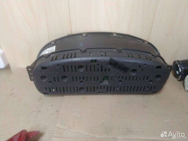 Панель приборов (щиток) Hyundai Elantra XD 2002