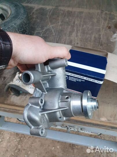 Помпа на газель 405