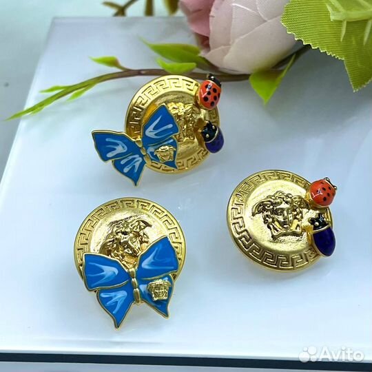 Серьги Versace