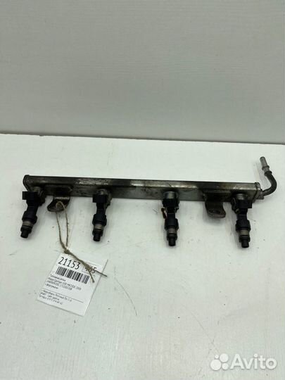 Топливная рейка Nissan Qashqai J10E MR20DE 2008