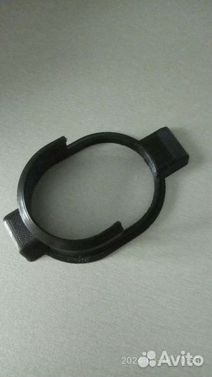 Держатель крышки бензобака Subaru Forester SG/SH