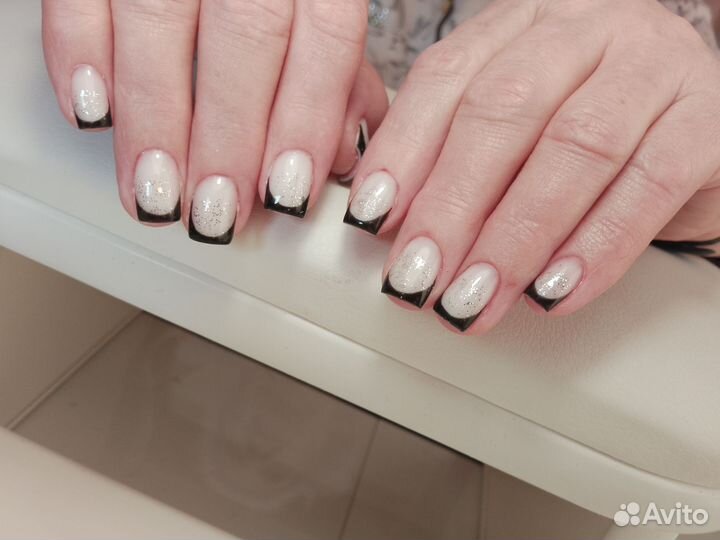 Маникюр педикюр