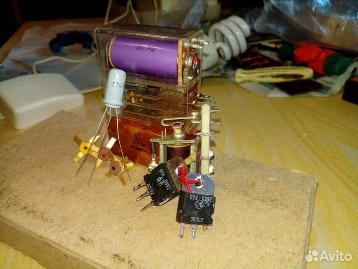 Продаю транзисторы, реле, диоды, резисторы, тирист