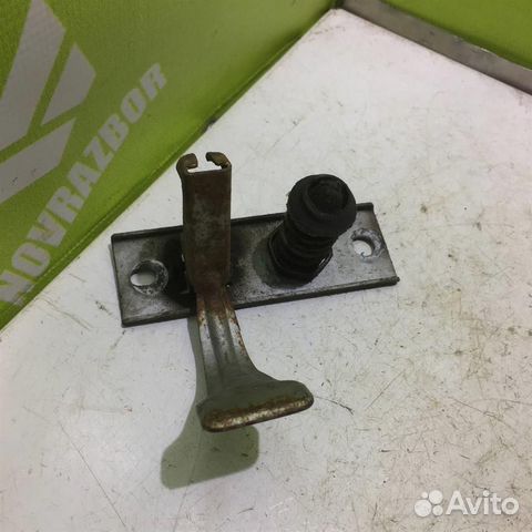 Крючок капота Фиат Пунто 176