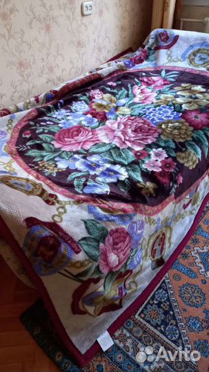 Плед двухсторонний б/у