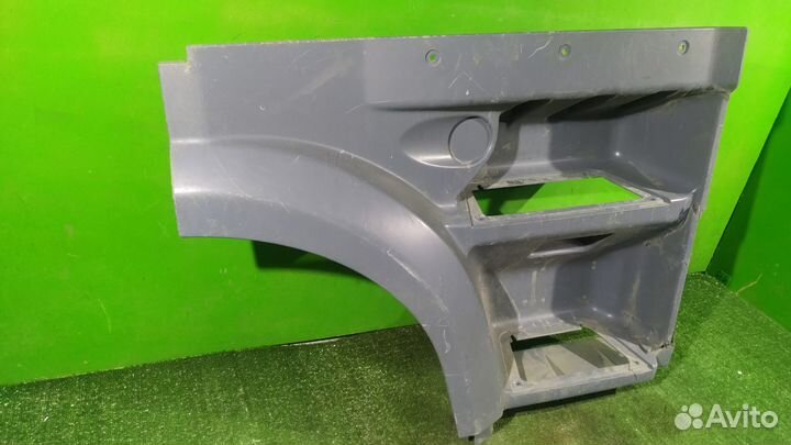 Подножка правая DAF XF95 XF105