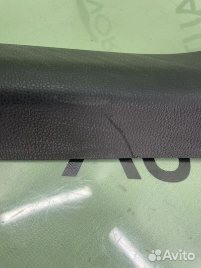Накладка порога левого toyota rav 4 xa50
