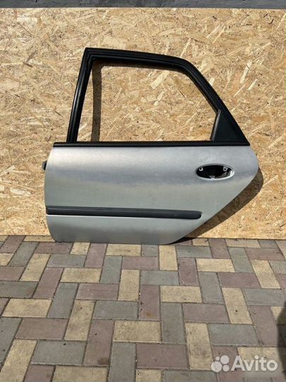 Дверь задняя левая Renault Laguna 2.0