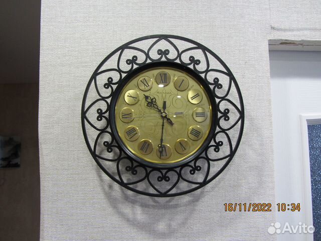 Часы настенные старинные Янтарь