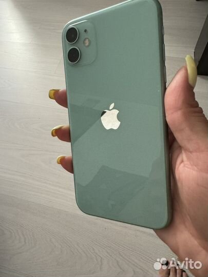 iPhone 11, 64 ГБ